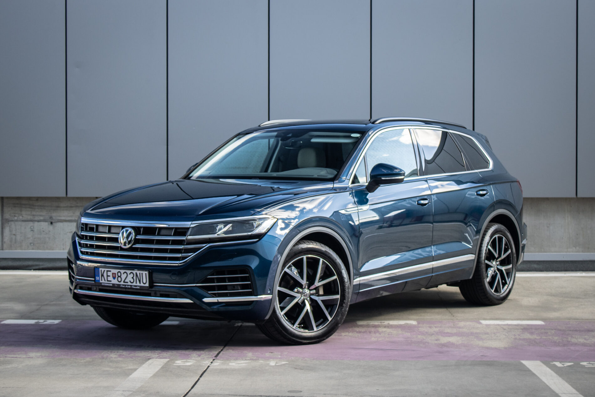 Volkswagen Touareg 3.0 V6 TDI SCR Elegance 4Motion A/T, 210kW / AJ NA SPLÁTKY / PROTIÚČET /