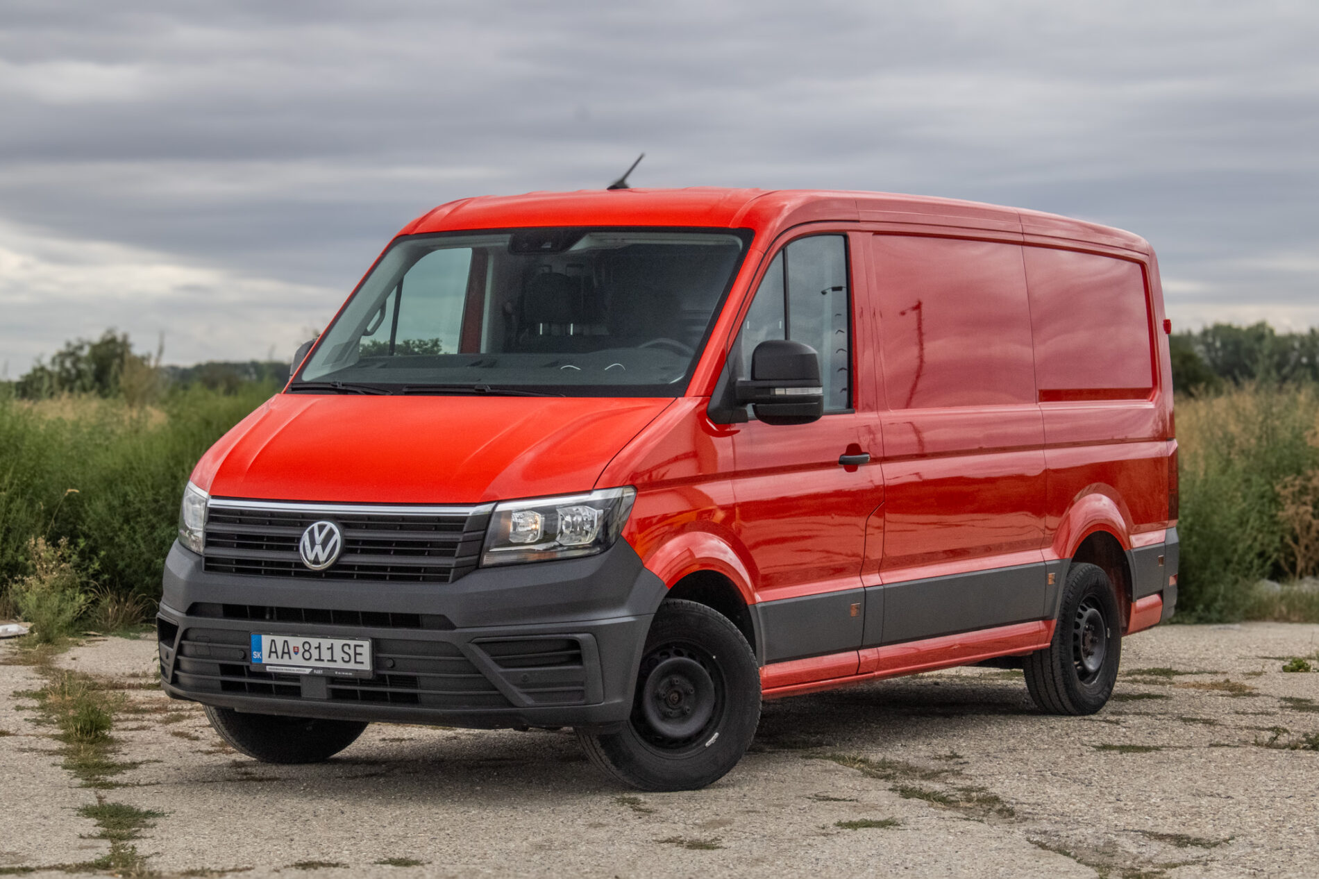 Volkswagen Crafter 2018 103kW AT/8 / AJ NA SPLÁTKY / PROTIÚČET