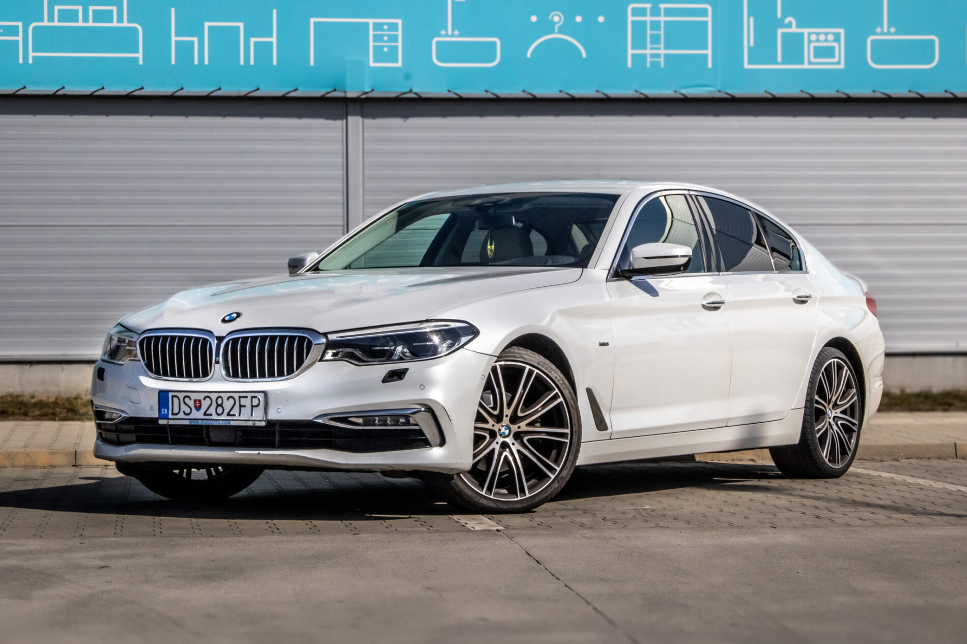 BMW Rad 5 520d Luxury line 140kW AT/8 RWD 2017 / AJ NA SPLÁTKY / PROTIÚČET