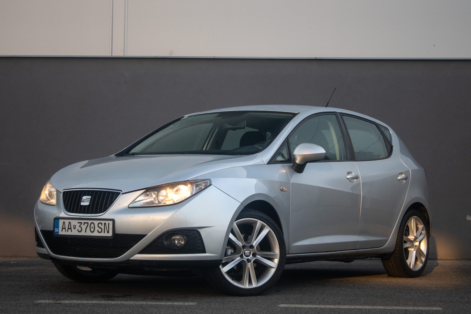 Seat Ibiza 1.6 TDI Sport / 66kW / M5 / AJ NA SPLÁTKY / PROTIÚČET