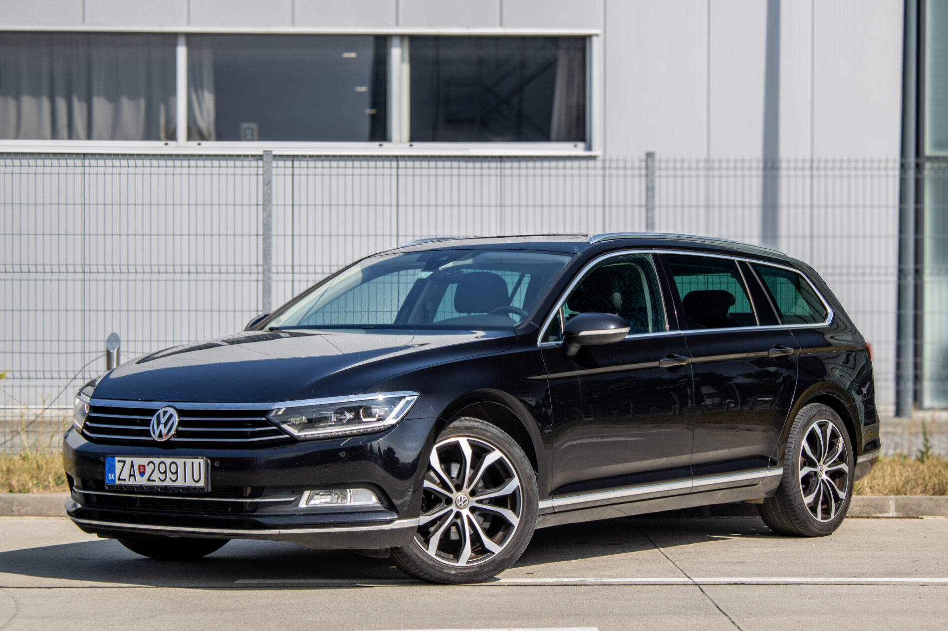 Volkswagen Passat Variant 2.0 TDI 190k BMT Highline DSG 140kW190HP / AJ NA SPLÁTKY / PROTIÚČET
