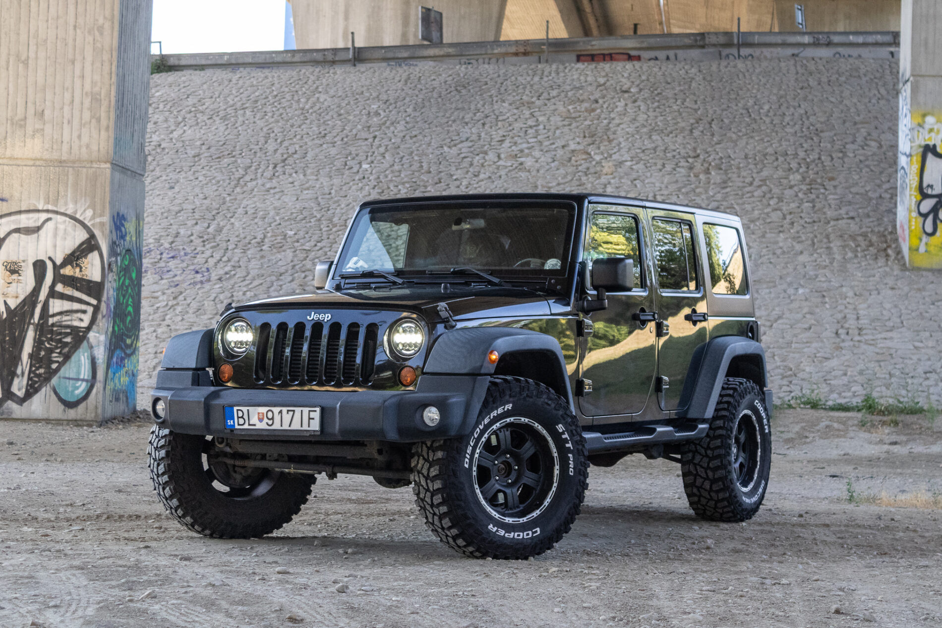 Jeep Wrangler 2.8 CRD Unlimited AT na 35″ / Aj na splátky a protiúčet /