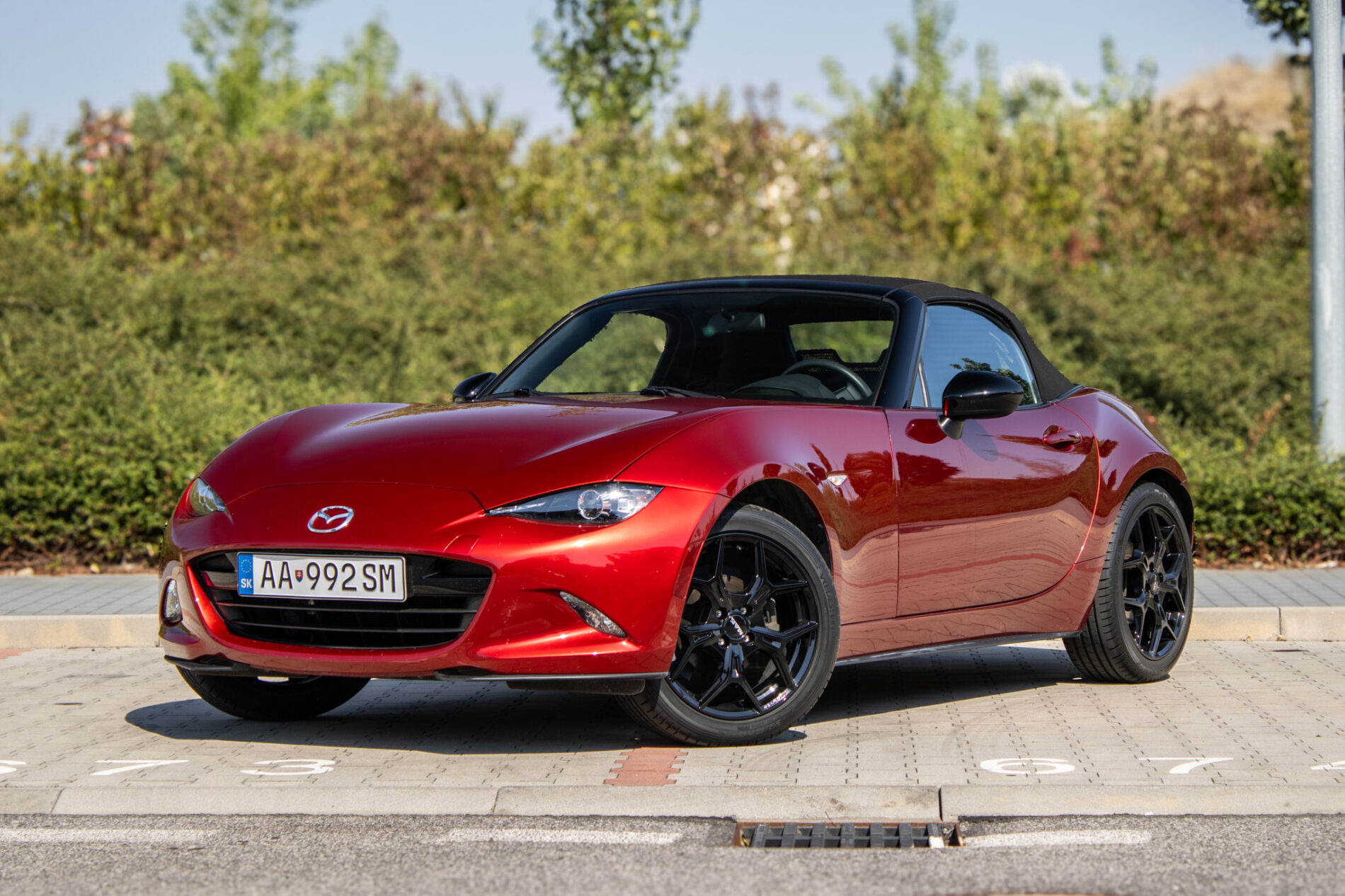 Mazda MX-5 132 MT/6 97kW 2020 / AJ NA SPLÁTKY / PROTIÚČET