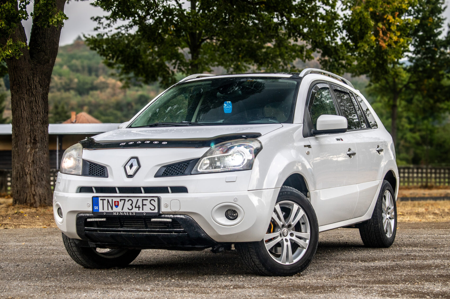 Renault Koleos 2.0 dCi MT/6 127kW 4x4 / AJ NA SPLÁTKY / PROTIÚČET