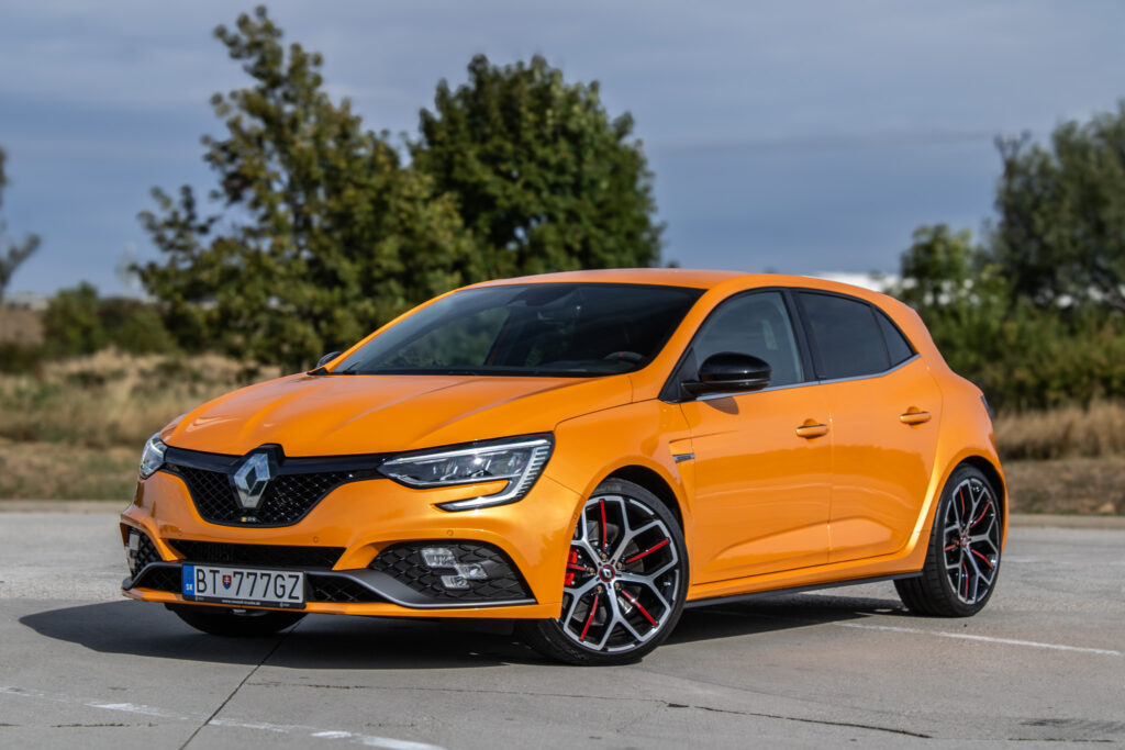 Renault Mégane TCe 300 R.S. Trophy EDC 221kW AT/6 / AJ NA SPLÁTKY / PROTIÚČET