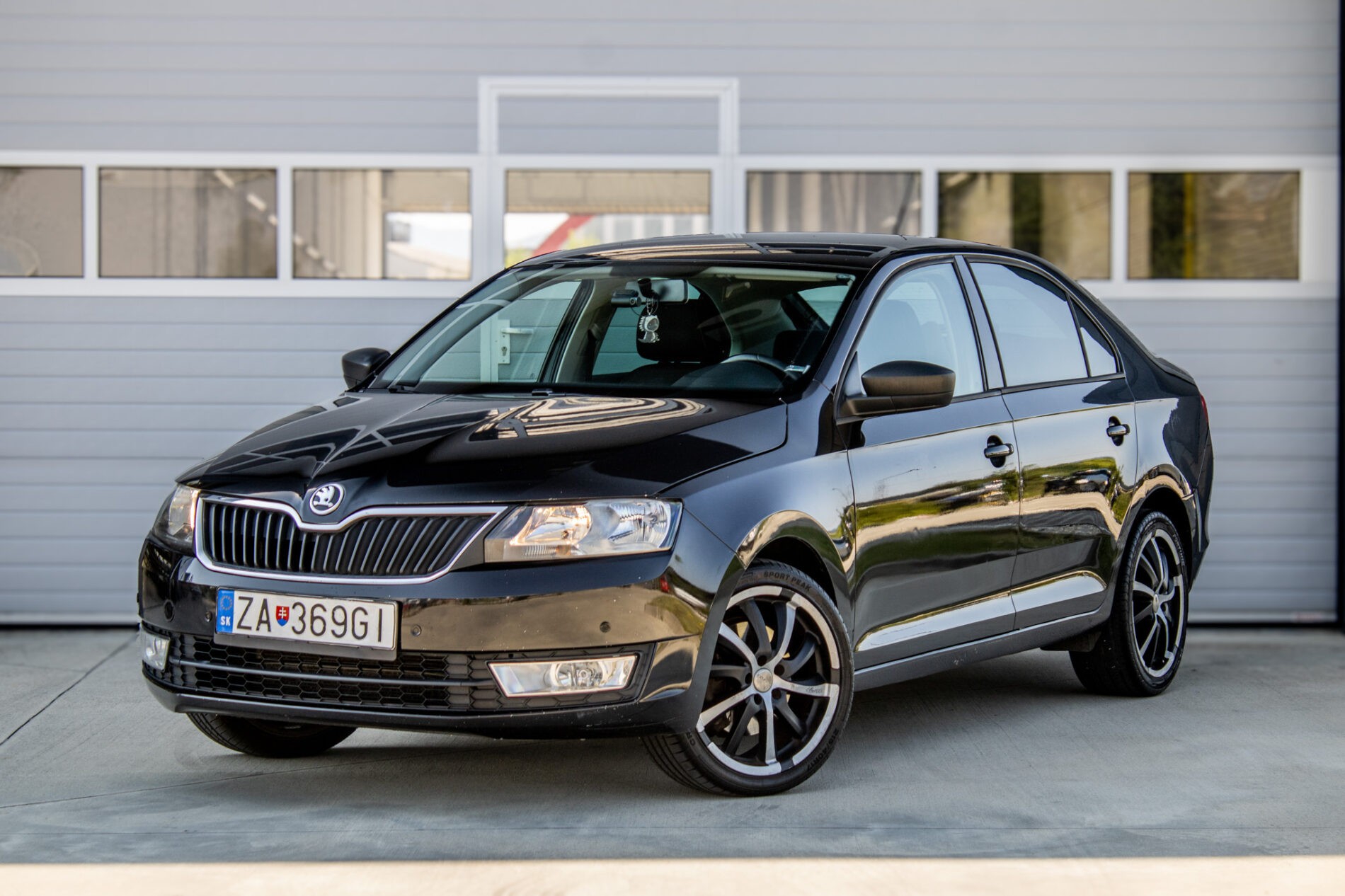 Škoda Rapid 1.2 TSI Ambition 77kW MT/6 / AJ NA SPLÁTKY / PROTIÚČET