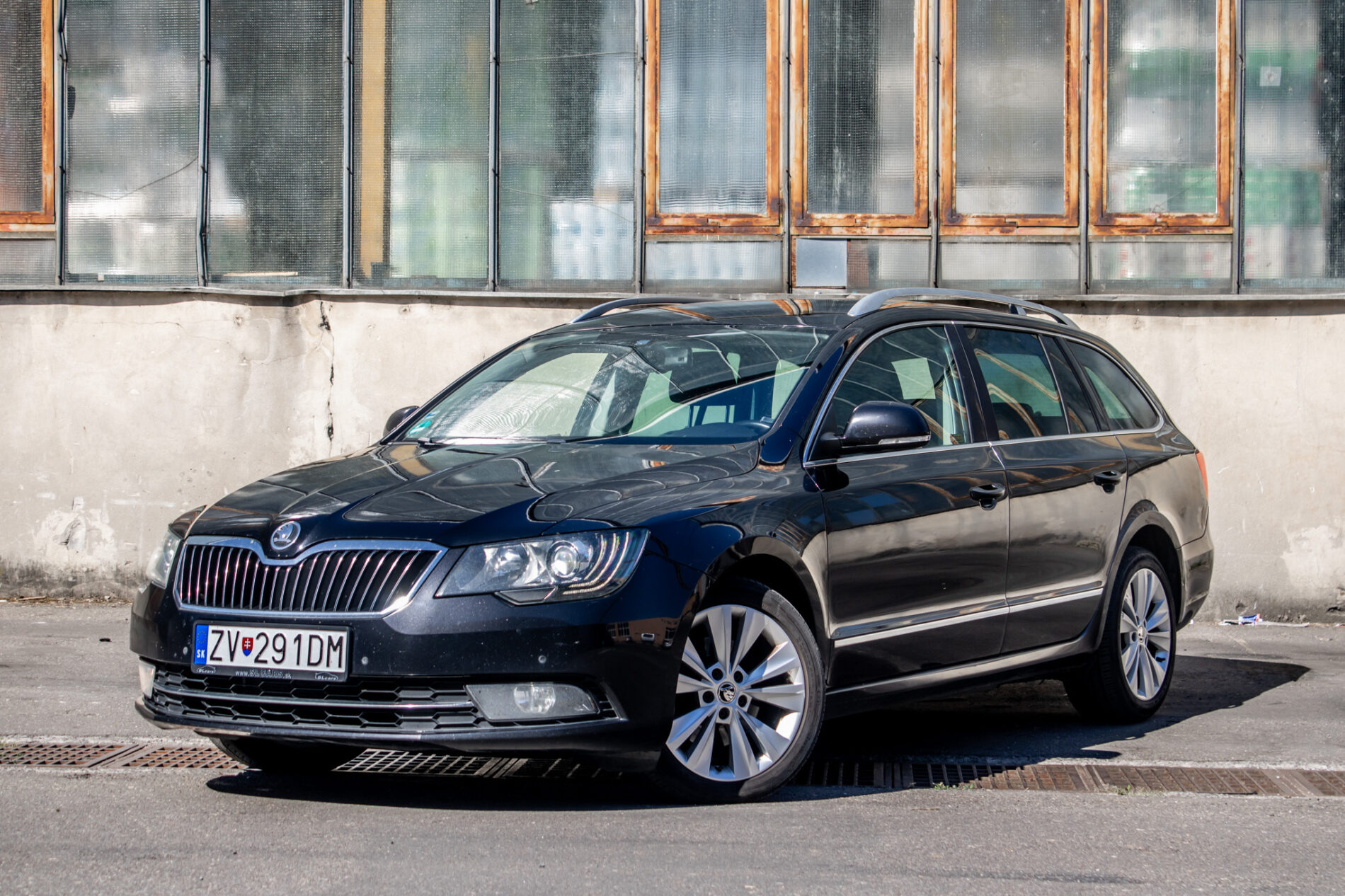 Škoda Superb Combi 2.0 TDI CR MT/6 125kW FWD / AJ NA SPLÁTKY / PROTIÚČET