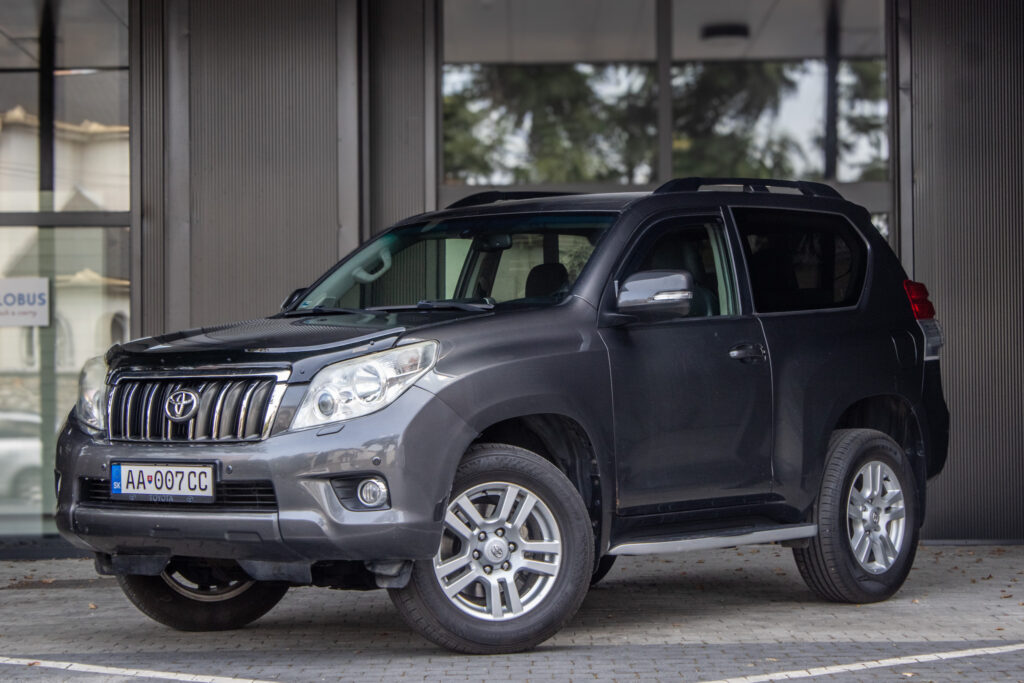 Toyota Land Cruiser 3.0D-4D LC150 127kW AT/6 / AJ NA SPLÁTKY / PROTIÚČET