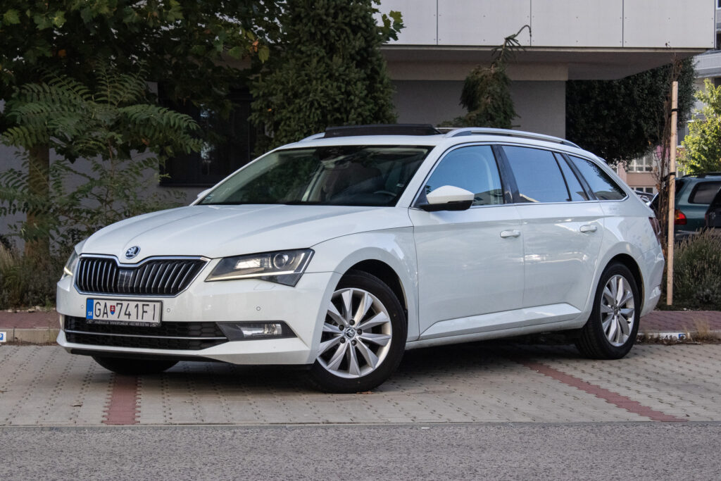 Škoda Superb Combi 2.0 TDI Style DSG, 140kW (2016) / AJ NA SPLÁTKY / PROTIÚČET /