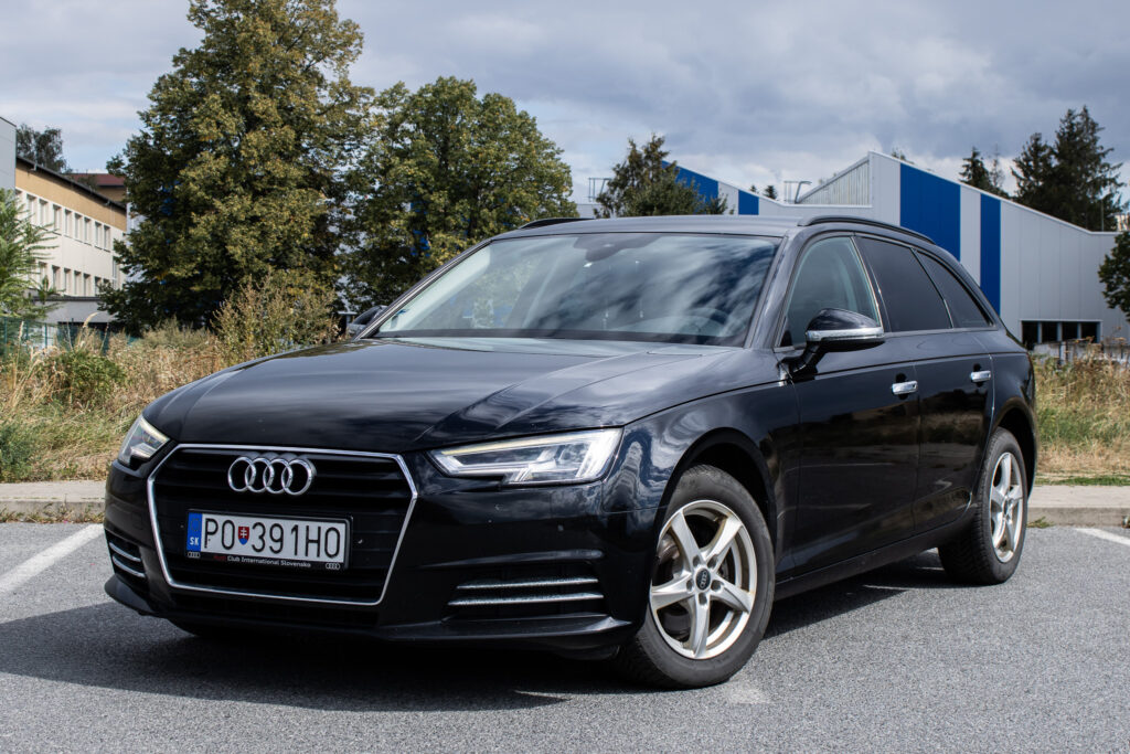 Audi A4 Avant 2.0 TDI S tronic, 110kW (2016) / AJ NA SPLÁTKY / PROTIÚČET /
