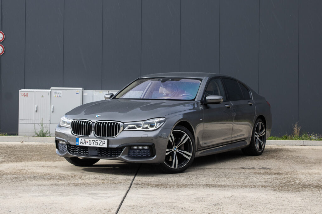 BMW Rad 7 740d xDrive A/T, 235kW (2016) / AJ NA SPLÁTKY / PROTIÚČET /