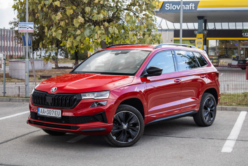 Škoda Karoq 1.5 TSI Sportline DSG, 110kW (2023) / AJ NA SPLÁTKY / PROTIÚČET /