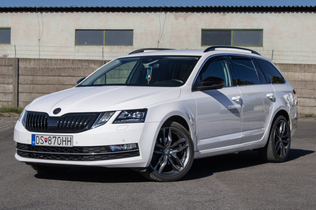 Škoda Octavia Combi 2.0 TDI DSG, 110 kW, A6. / AJ NA SPLÁTKY / PROTIÚČET /