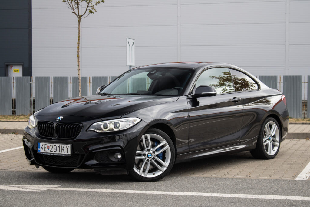 BMW Rad 2 Coupé 220d A/T, 135kW (2016) / AJ NA SPLÁTKY / PROTIÚČET /