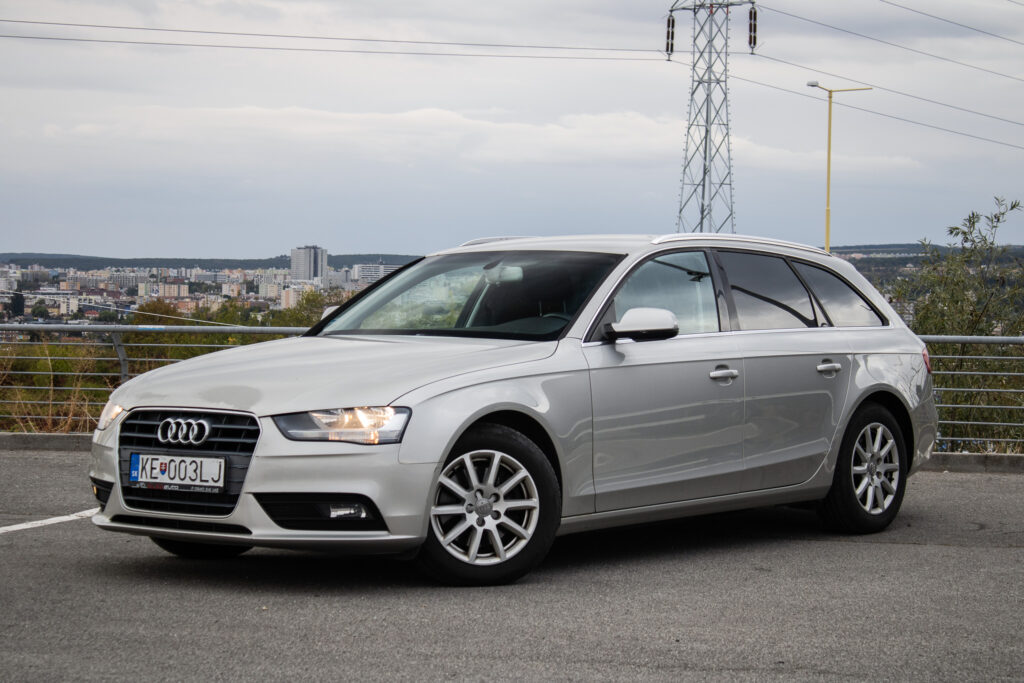 Audi A4 Avant 2.0 TDI, 100kW (2013) / AJ NA SPLÁTKY / PROTIÚČET /