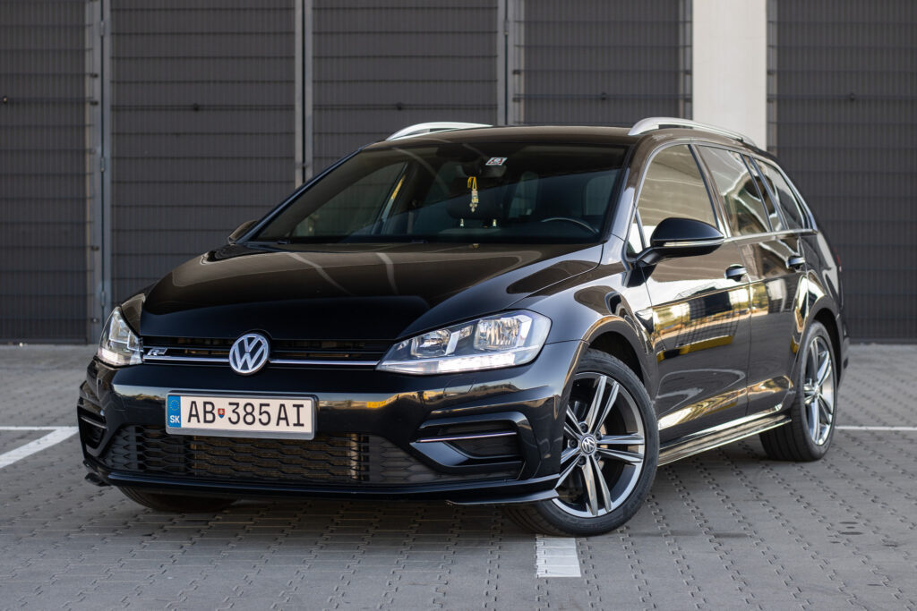 Volkswagen Golf Variant 2.0 TDI R-line DSG, 110kW (2020) / AJ NA SPLÁTKY / PROTIÚČET /