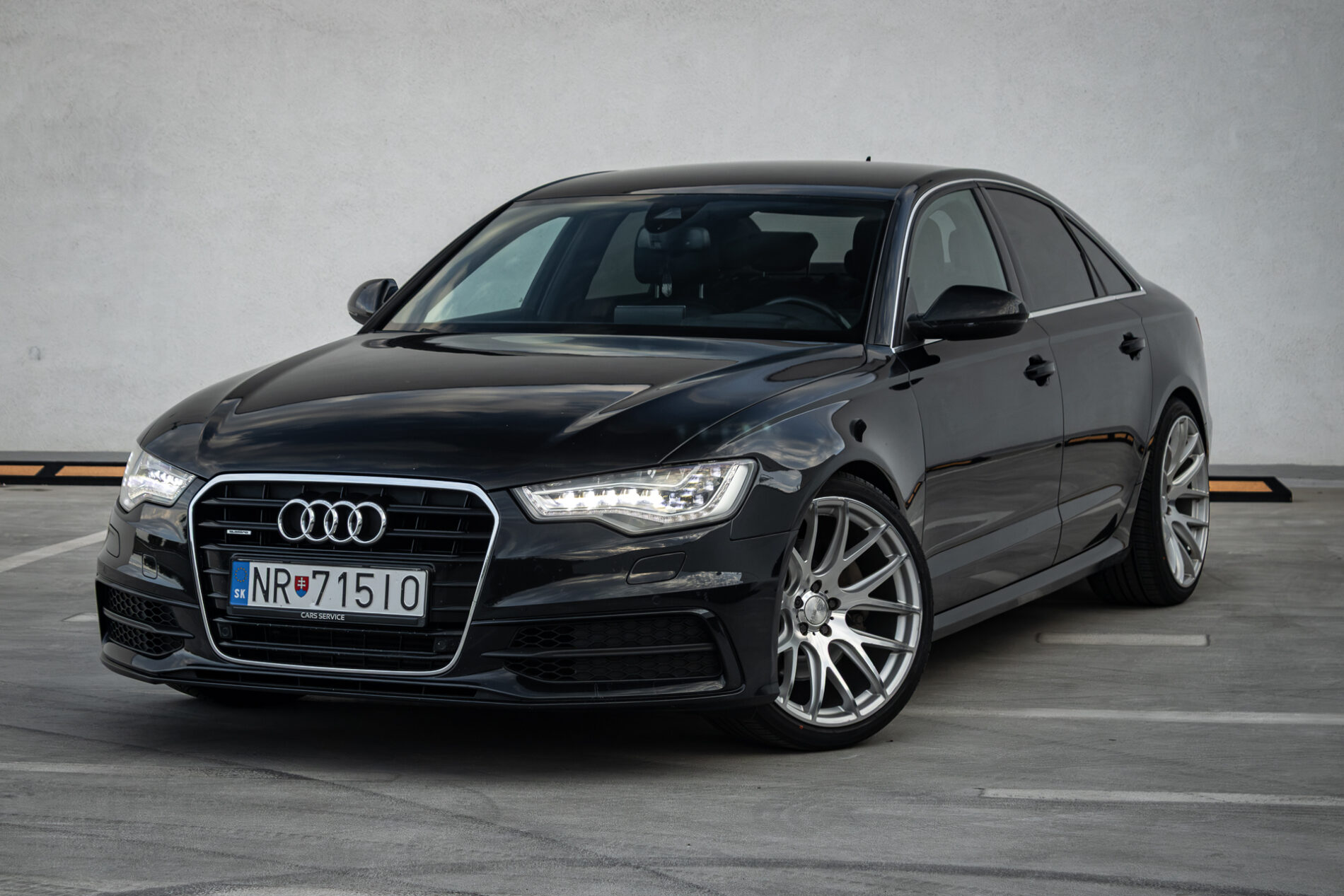 Audi A6 3.0 TDI DPF quattro S-line S tronic, 180 kW, A7 / AJ NA SPLÁTKY / PROTIÚČET /