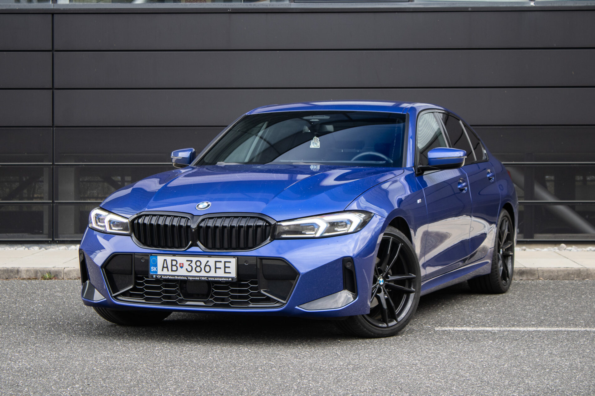 BMW Rad 3 320d mHEV xDrive A/T, 140kW (2024) / AJ NA SPLÁTKY / PROTIÚČET /