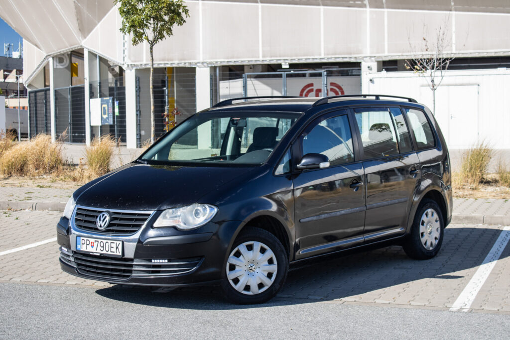 Volkswagen Touran 1.9 TDI, 77kW (2008) / AJ NA SPLÁTKY / PROTIÚČET /