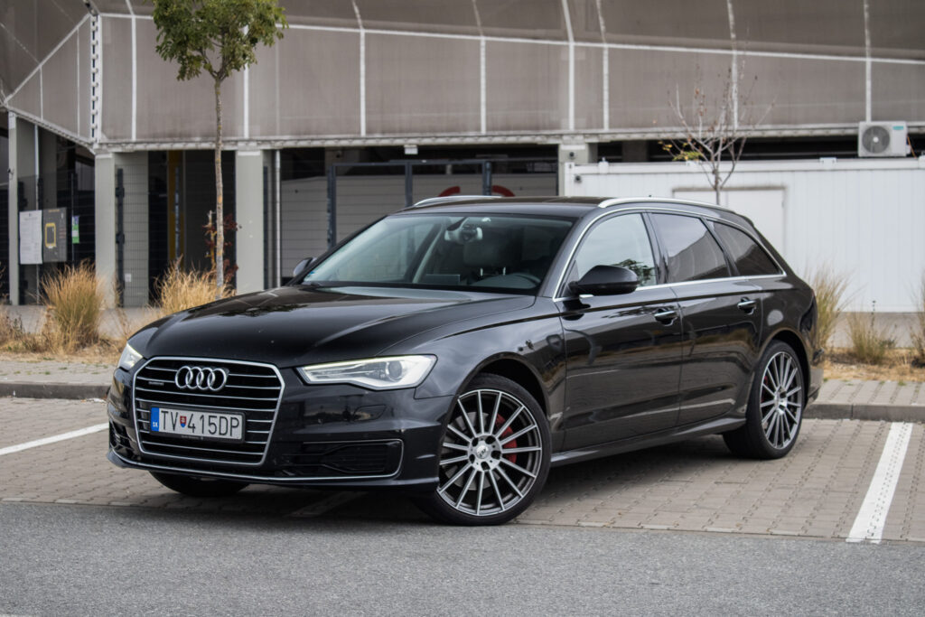 Audi A6 Avant 3.0 TDI quattro S tronic, 160kW (2015) / AJ NA SPLÁTKY / PROTIÚČET /