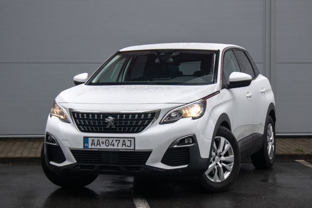 Peugeot 3008 1.2 PureTech Active LPG / 96kW / M6 / ZÁRUKA / AJ NA SPLÁTKY / PROTIÚČET