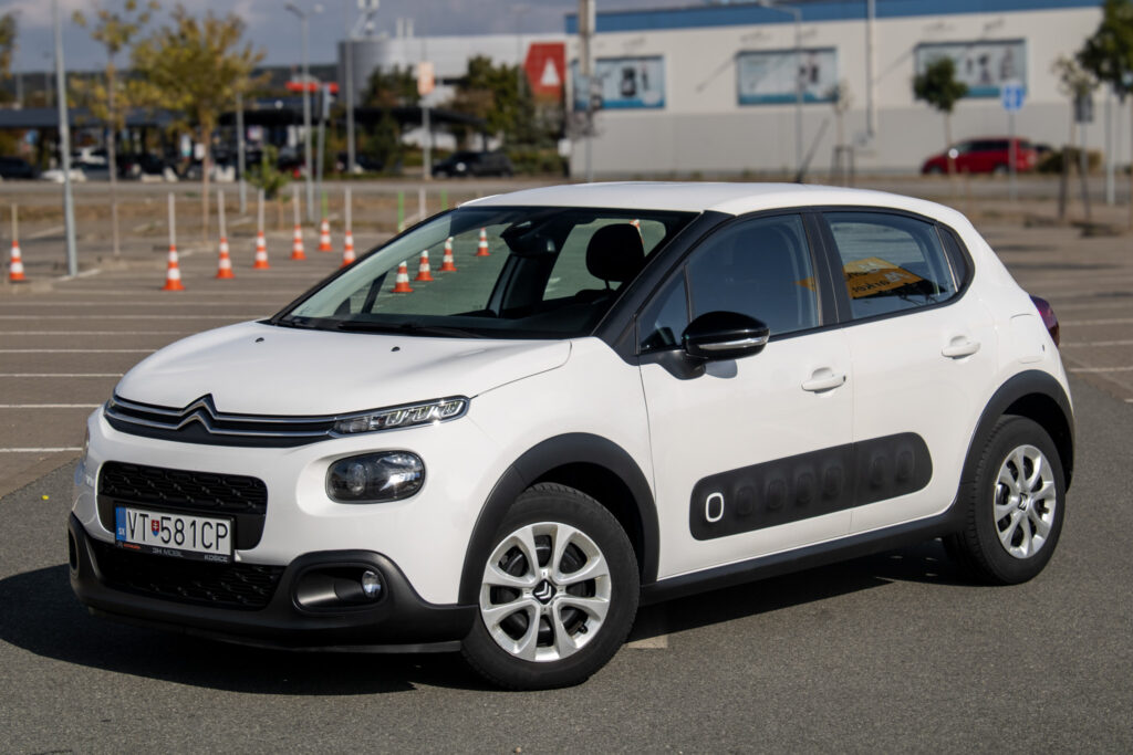 Citroën C3 PureTech 110 S&S Feel / 81kW / A6 / ZÁRUKA / AJ NA SPLÁTKY / PROTIÚČET