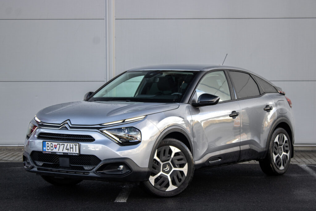 Citroën C4 1.5 BlueHDi 110 S&S Feel / 81kW / M6 / ZÁRUKA / AJ NA SPLÁTKY / PROTIÚČET