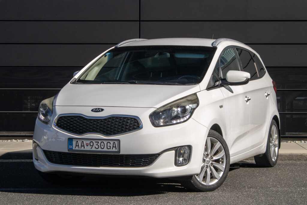 Kia Carens 1.7 CRDi / 85kW / M6 / ZÁRUKA / AJ NA SPLÁTKY / PROTIÚČET