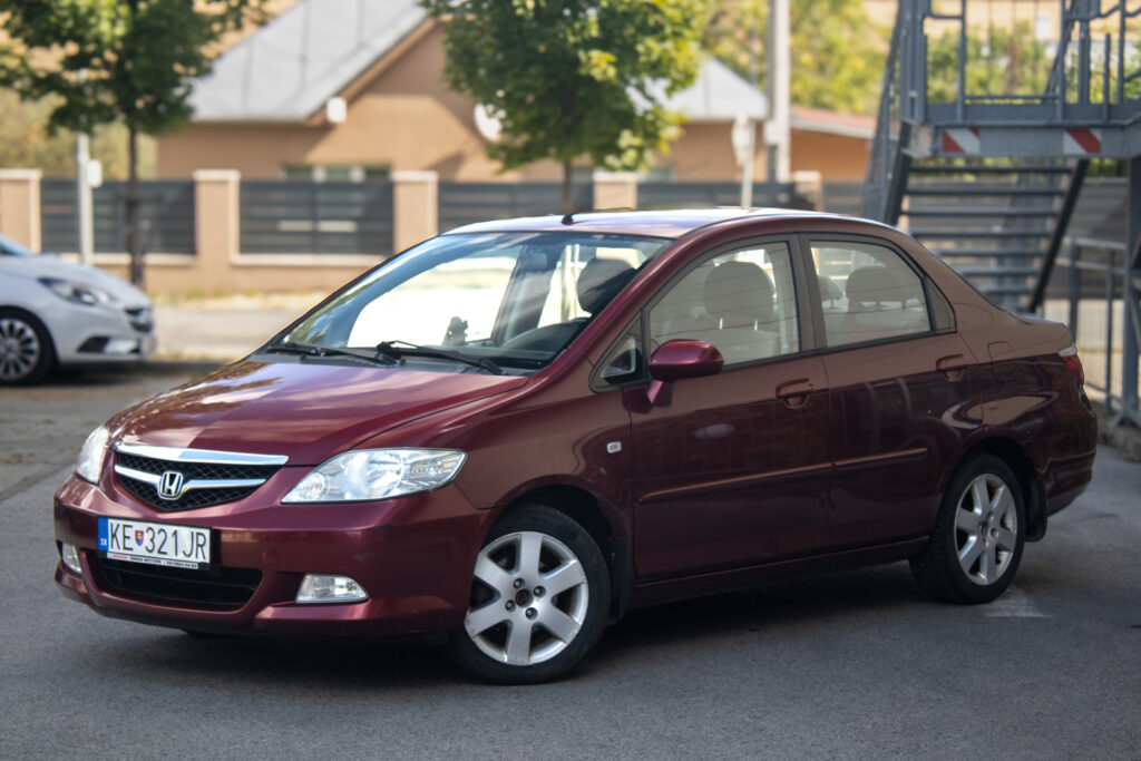 Honda City 1.4 ES / 61kW / M5 / AJ NA SPLÁTKY / PROTIÚČET