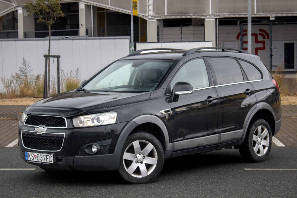 Chevrolet Captiva 2.2 D 4x4 LT / 120kW / M6 / ZÁRUKA / AJ NA SPLÁTKY / PROTIÚČET