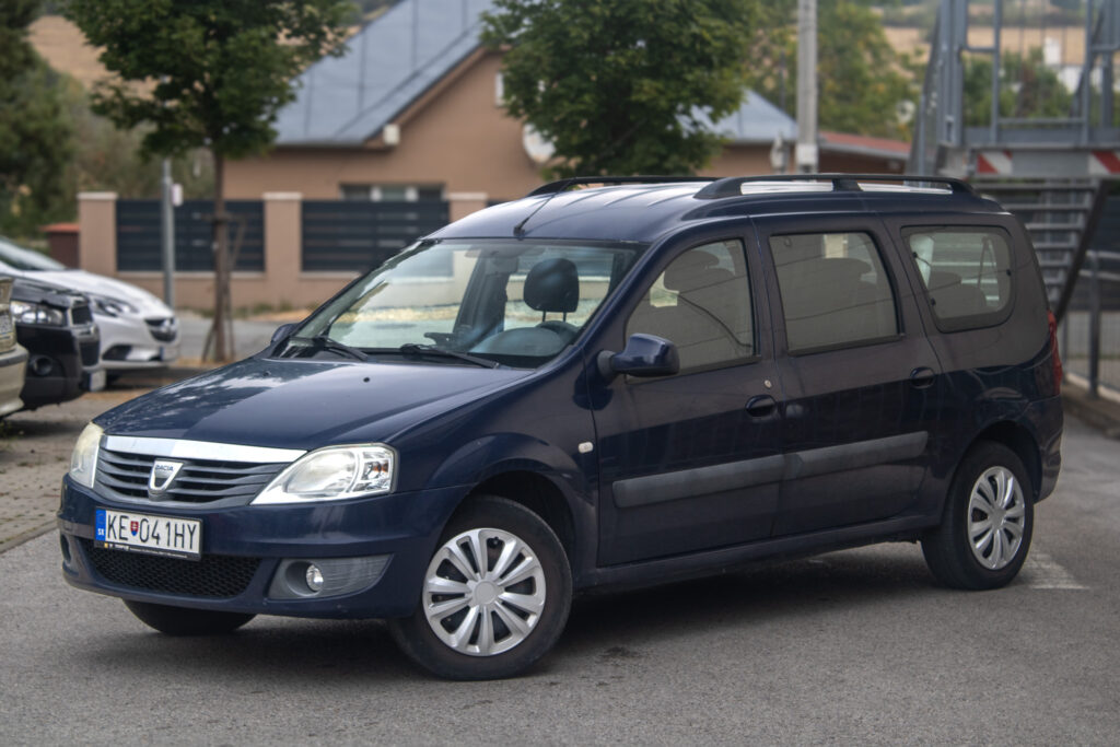 Dacia Logan MCV 1.6 7 miestne / 62kW / M5 / ZÁRUKA / AJ NA SPLÁTKY / PROTIÚČET