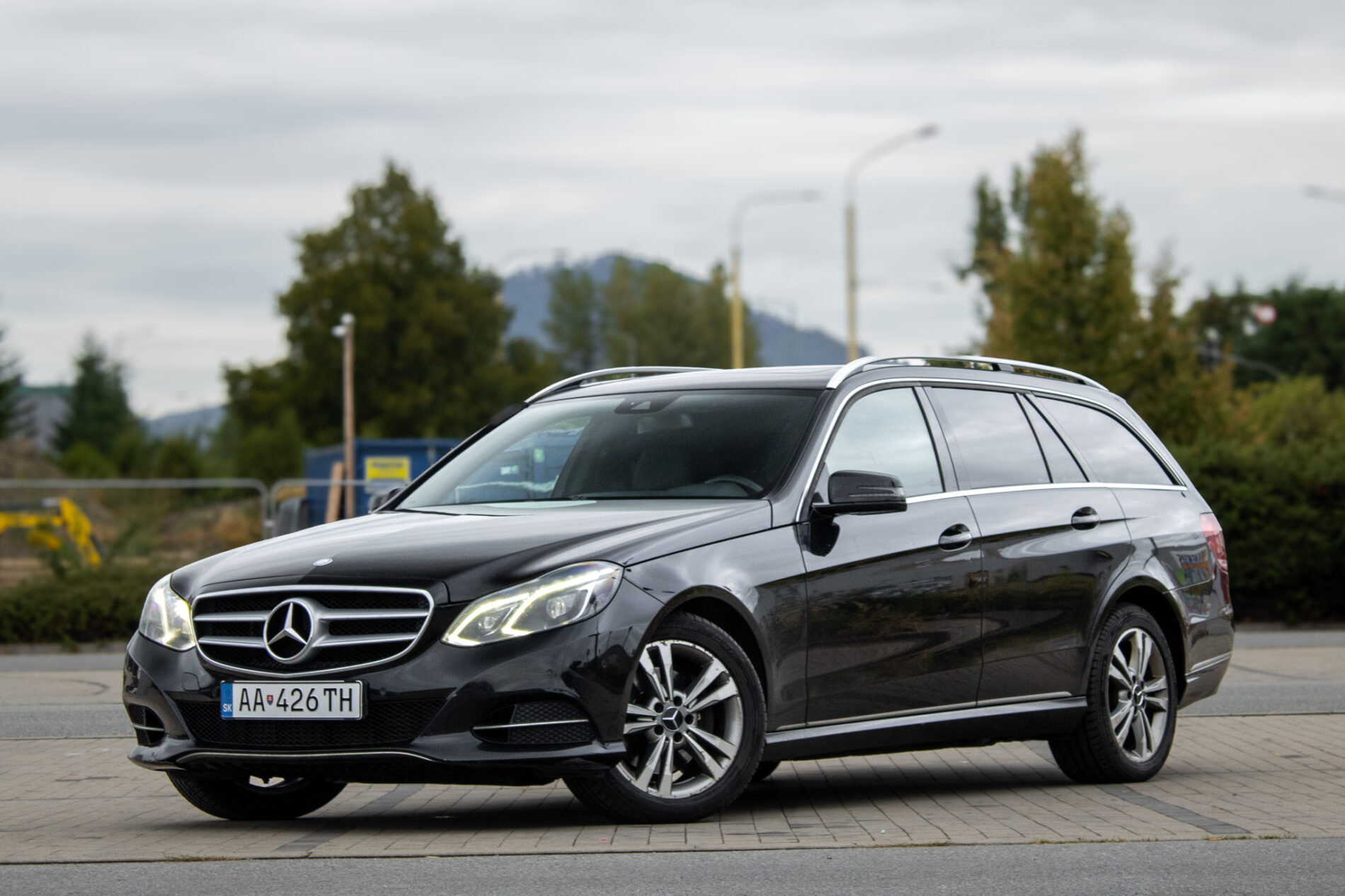 Mercedes-Benz E trieda Kombi 250 CDI / 150kW / A7 / AJ NA SPLÁTKY / PROTIÚČET
