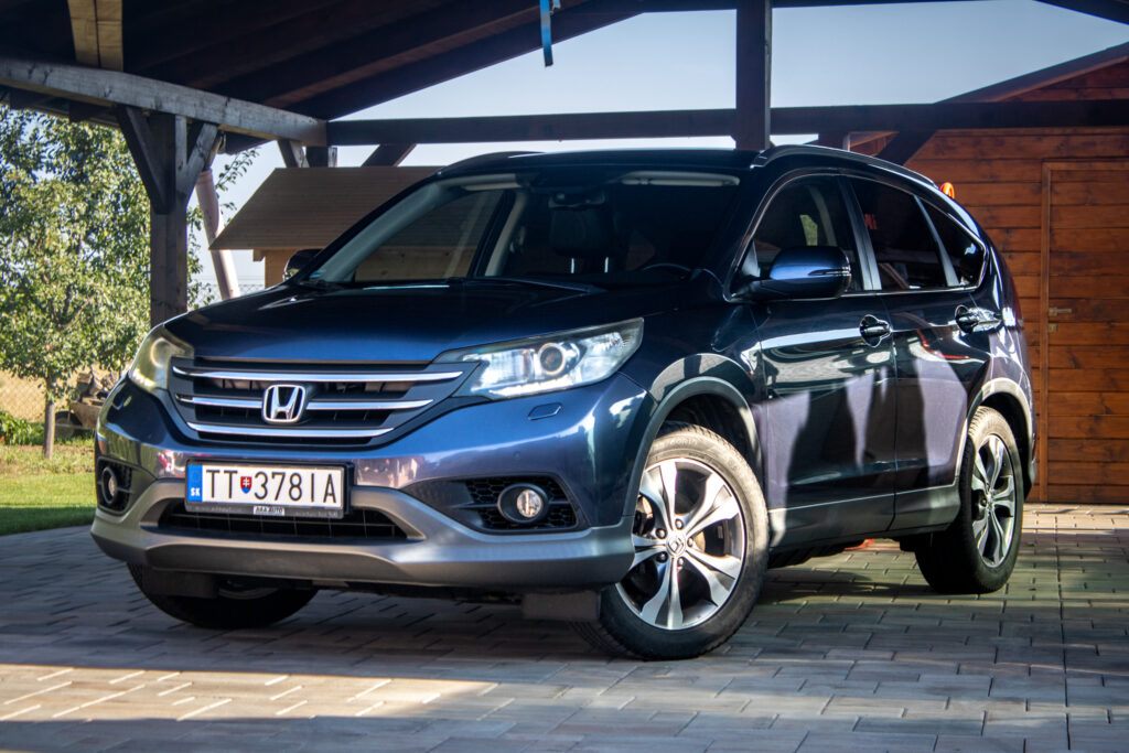 Honda CR-V 2.2 i-DTEC Executive 4WD, 110 kW, M6, 5d. / AJ NA SPLÁTKY / PROTIÚČET /