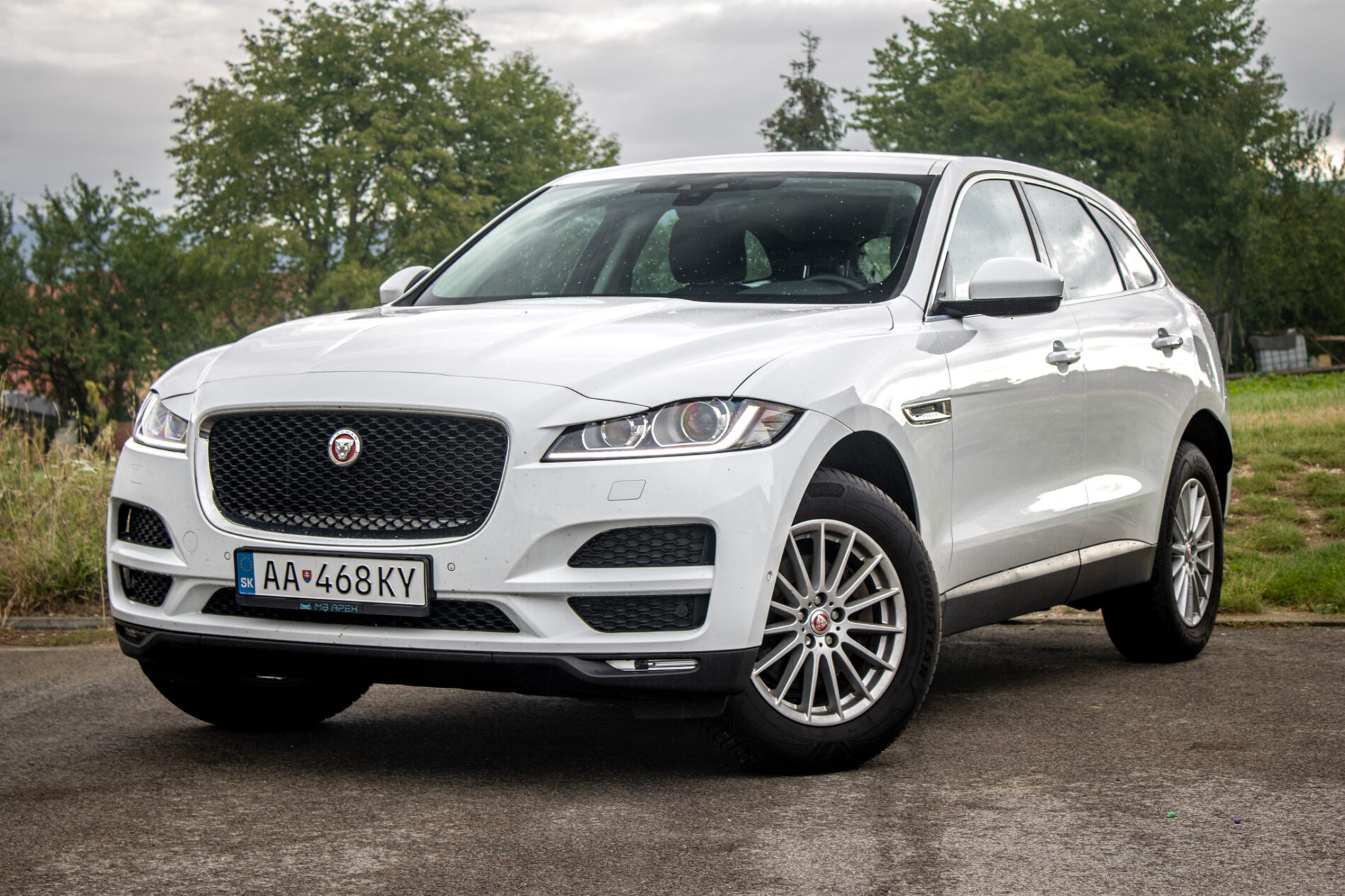 Jaguar F-Pace 2.0D I4 180k AWD A/T, 132 kW, A8 / AJ NA SPLÁTKY / PROTIÚČET /