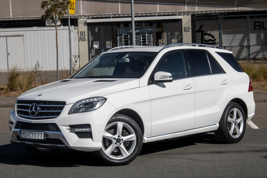 Mercedes-Benz ML 350CDI 4Matic / 190kW / A7 / ZÁRUKA / AJ NA SPLÁTKY / PROTIÚČET