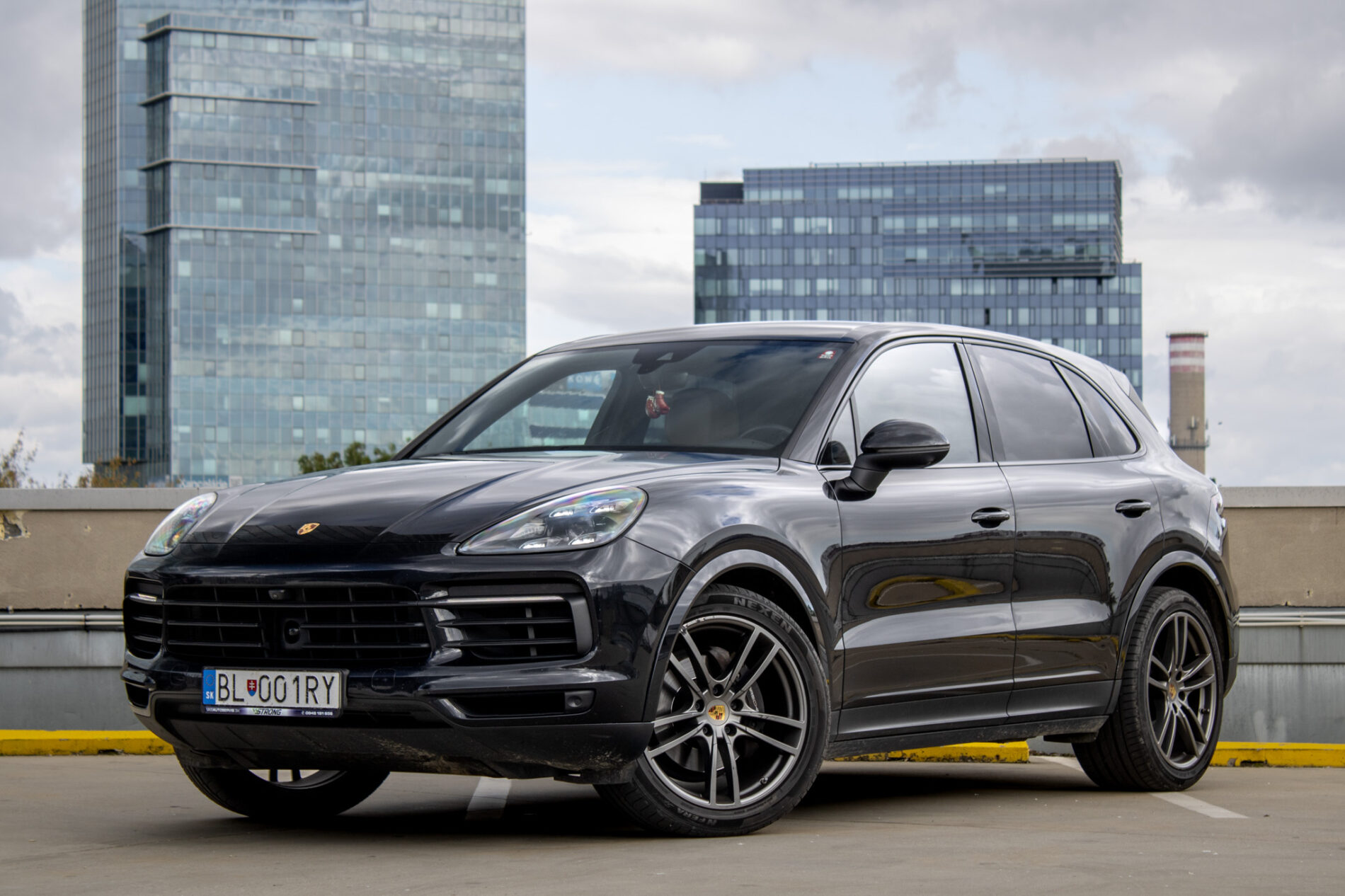Porsche Cayenne 4x4 A/T / 250kW / A8 / ZÁRUKA / AJ NA SPLÁTKY / PROTIÚČET