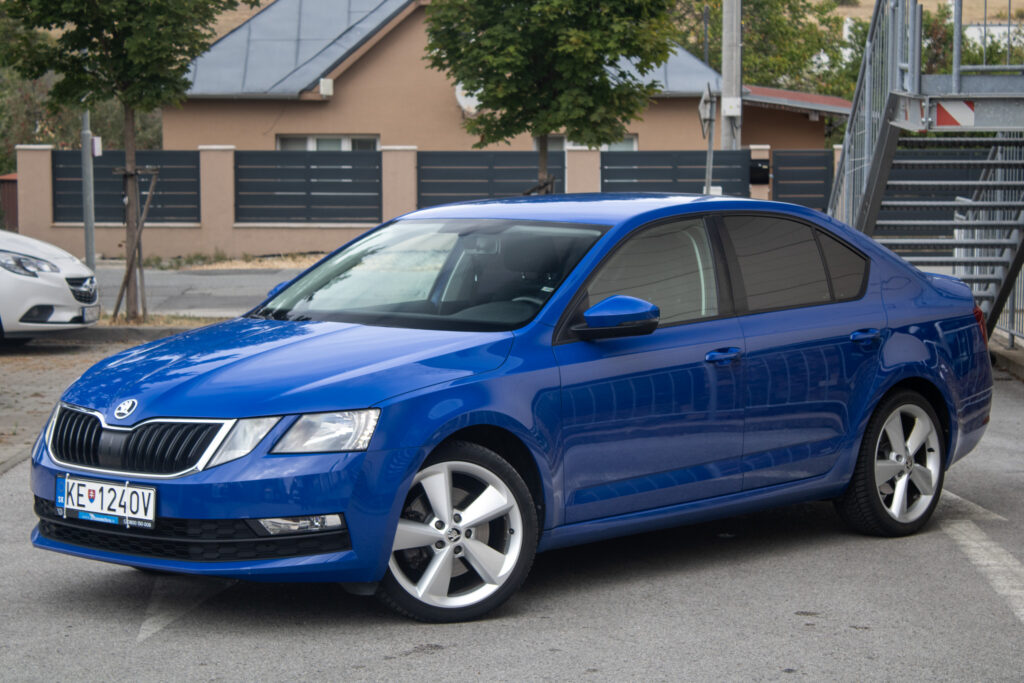 Škoda Octavia 2.0 TSI Ambition DSG / 140kW / A7 / ZÁRUKA / AJ NA SPLÁTKY / PROTIÚČET