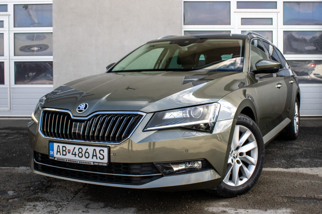 Škoda Superb Combi 2.0 TDI Style / 140kW / M6 / ZÁRUKA / AJ NA SPLÁTKY / PROTIÚČET