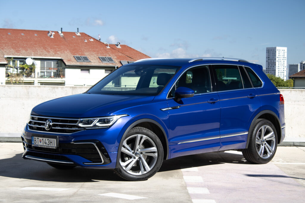 Volkswagen Tiguan 1.5 TSI EVO R-Line AT/7 110kW 2022 / AJ NA SPLÁTKY / PROTIÚČET
