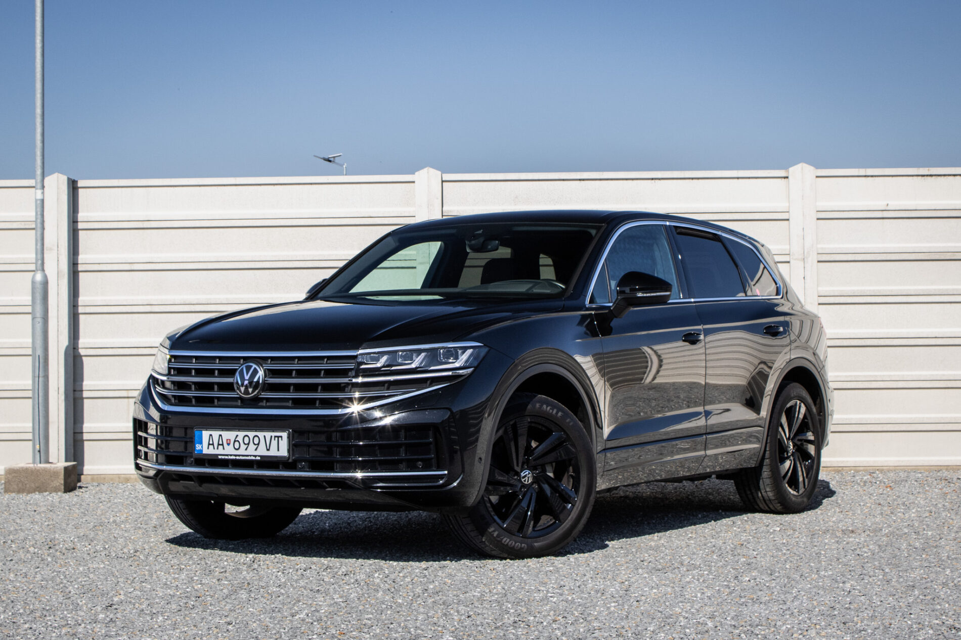 Volkswagen Touareg 3.0 V6 TDI Elegance 4Motion A/T, 170 kW, A8 / AJ NA SPLÁTKY / PROTIÚČET /