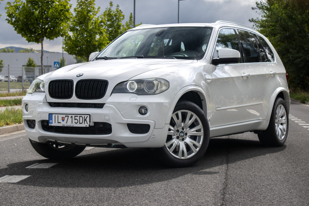 BMW X5 E70 3.0 SD xDrive / 210kW / A6 / AJ NA SPLÁTKY / PROTIÚČET