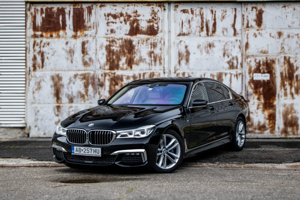 BMW Rad 7 740d xDrive M-paket 235kW 2018 / AJ NA SPLÁTKY / PROTIÚČET