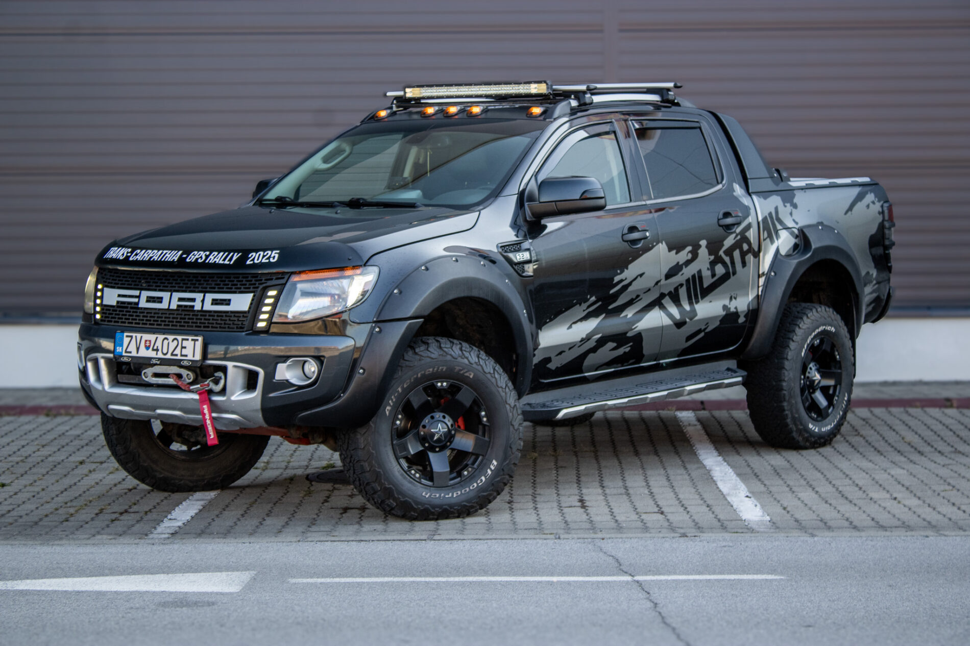 Ford Ranger 3.2 TDCi DoubleCab 4x4 WildTrak AT/6 147kW / AJ NA SPLÁTKY / PROTIÚČET