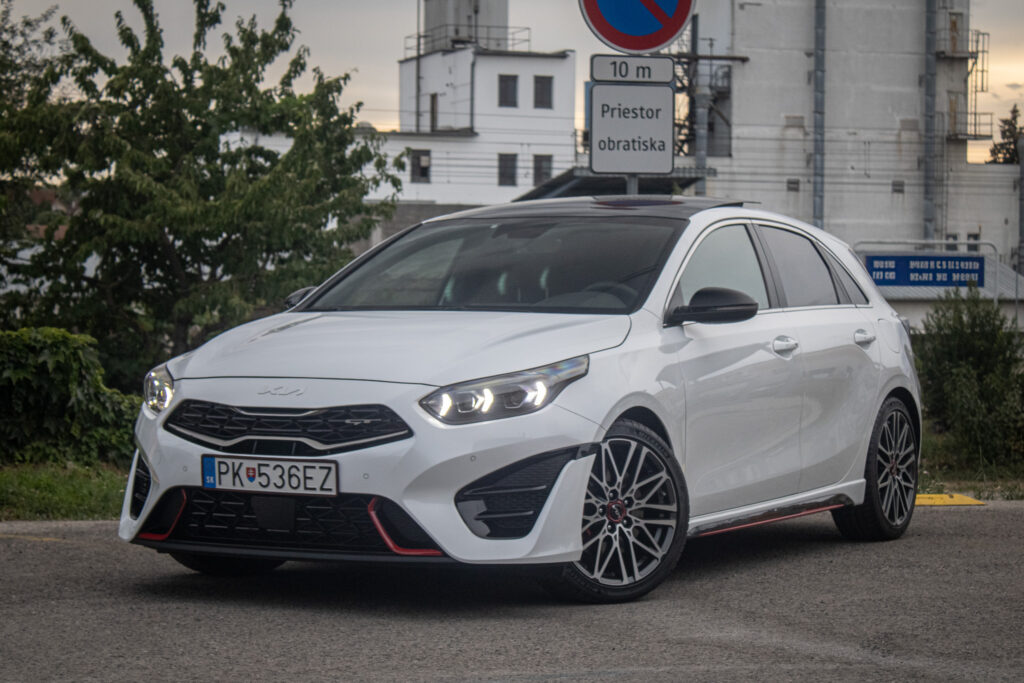 Kia Ceed GT 1.6 T-GDi AT/7 150kW / AJ NA SPLÁTKY / PROTIÚČET