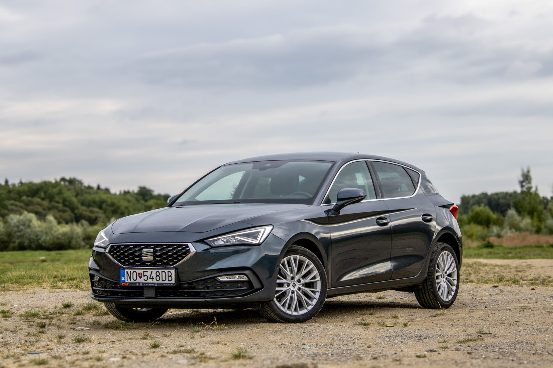 Seat Leon Xcellence 96kW MT/6 2022 / AJ NA SPLÁTKY / PROTIÚČET