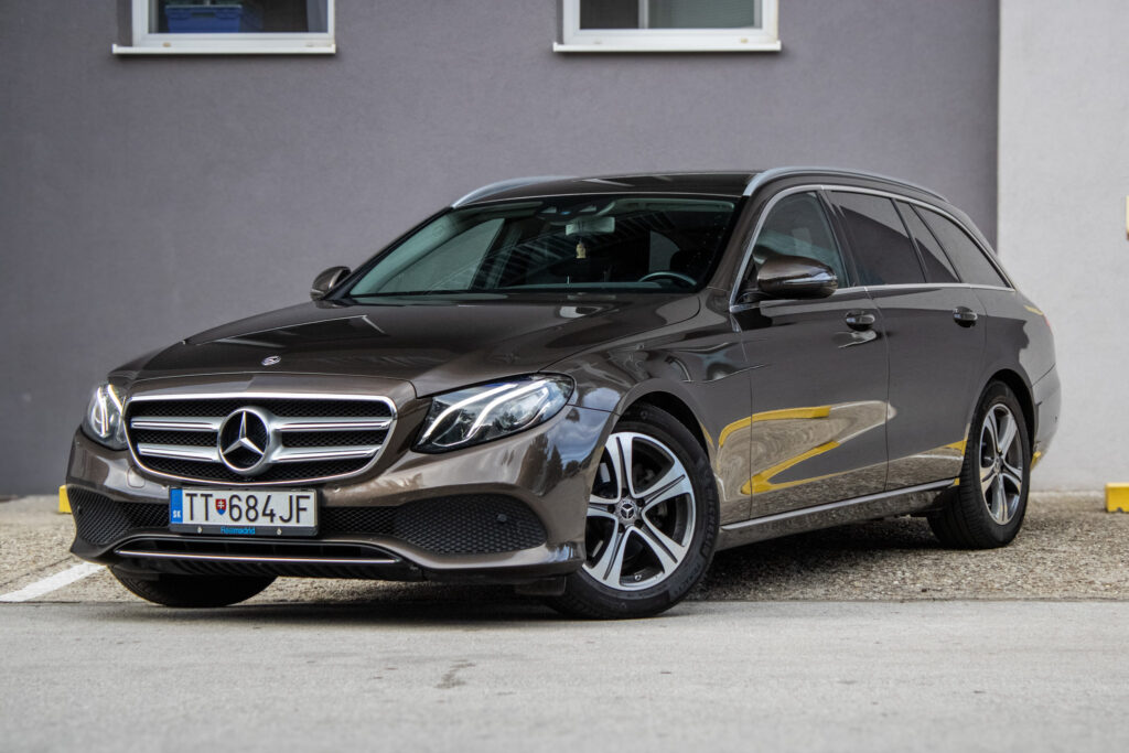 Mercedes-Benz E trieda Kombi 200 d RWD 110kW AT/9 / AJ NA SPLÁTKY / PROTIÚČET