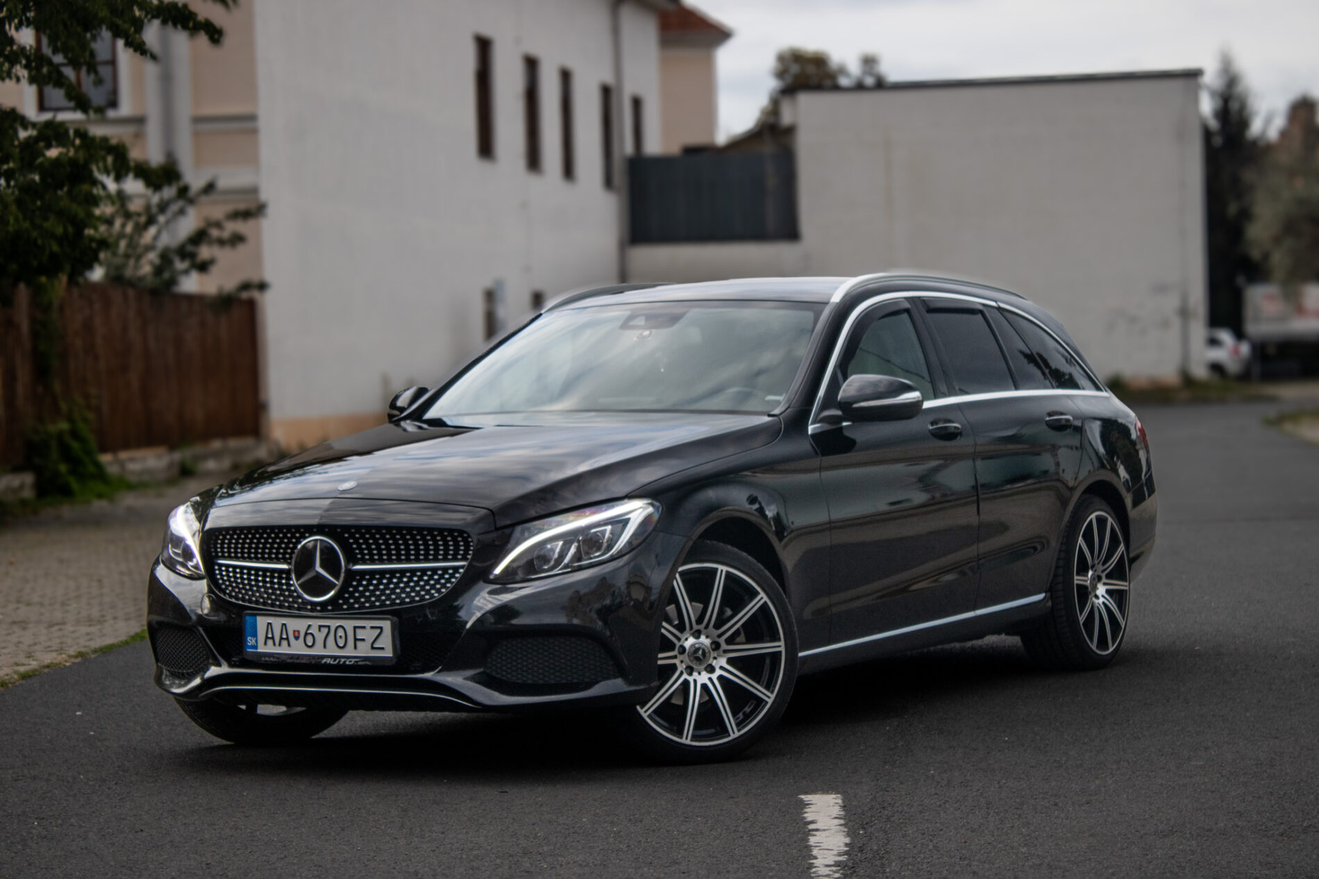 Mercedes-Benz C trieda Kombi 220 BlueTEC Avantgarde 125kW AT/7 RWD / AJ NA SPLÁTKY / PROTIÚČET