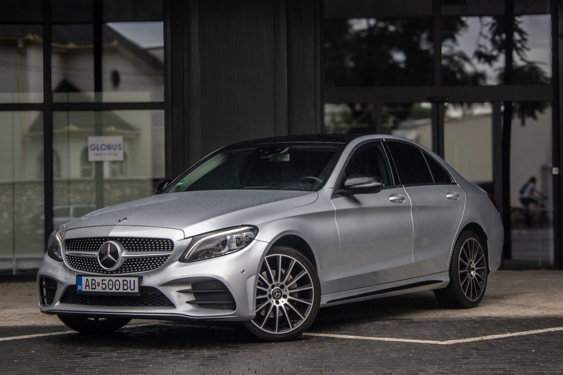 Mercedes-Benz C trieda Sedan 220d 4MATIC AMG Line 143kW AT/9 / AJ NA SPLÁTKY / PROTIÚČET