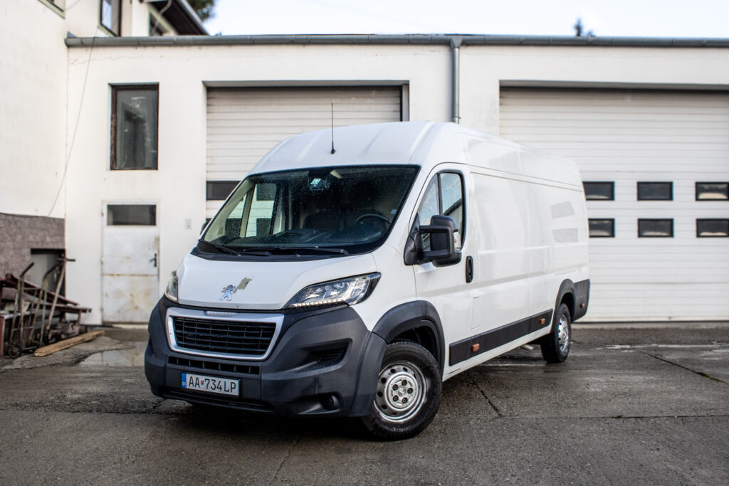 Peugeot Boxer 2.0 HDI L3H2 96kW MT/6 2018 / AJ NA SPLÁTKY / PROTIÚČET