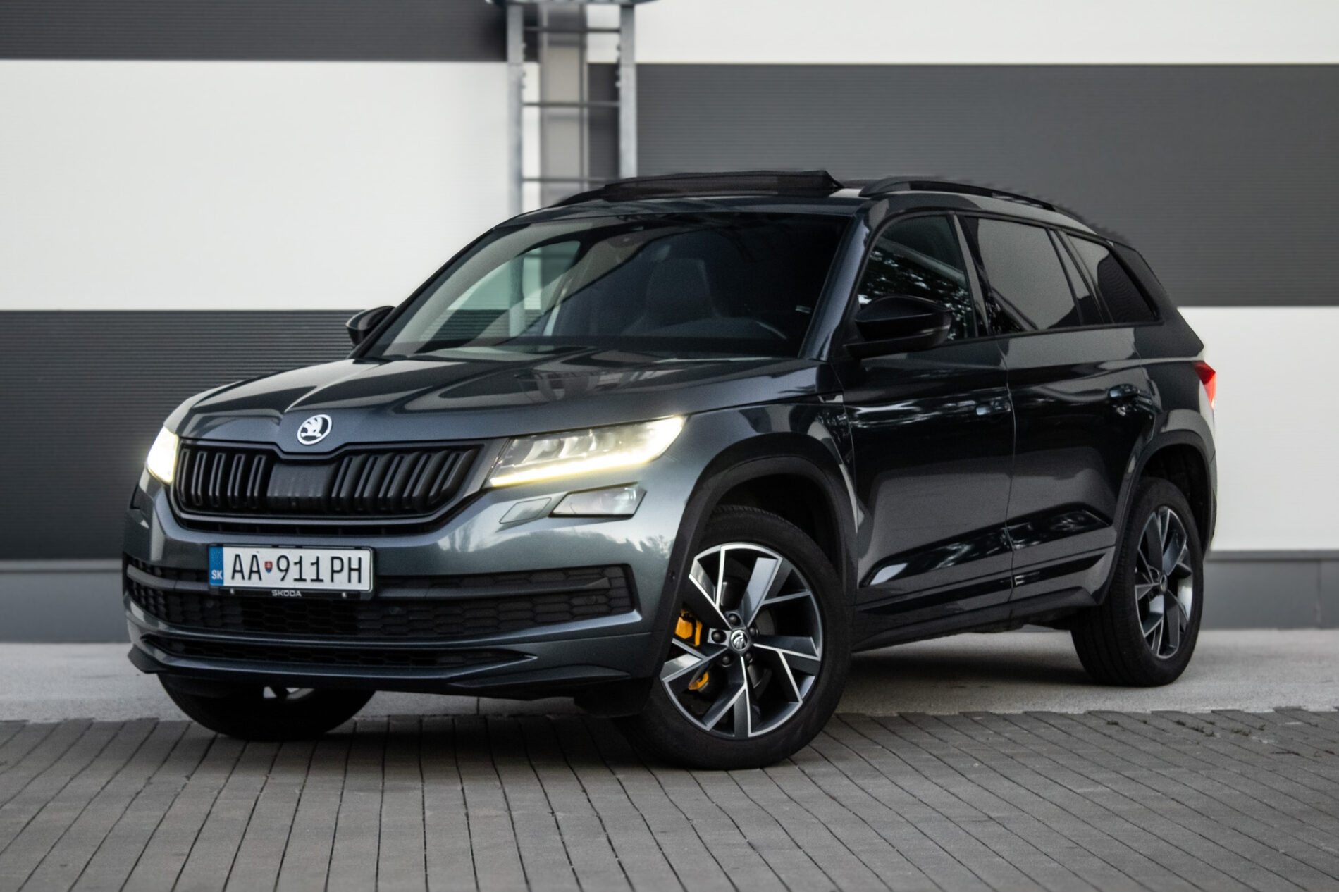 Škoda Kodiaq 2.0 TDI SCR Sportline 110kW AT/7 / AJ NA SPLÁTKY / PROTIÚČET